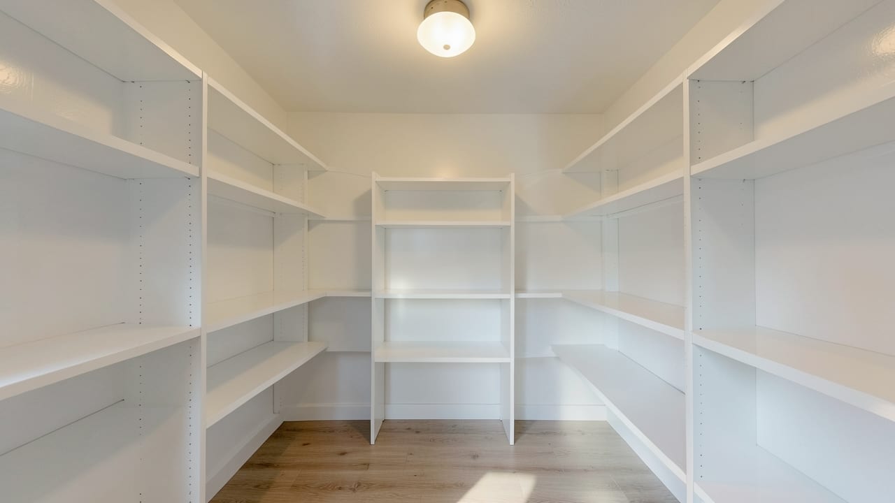 Closet Mold Cleanup in Clayton, NC in Clayton