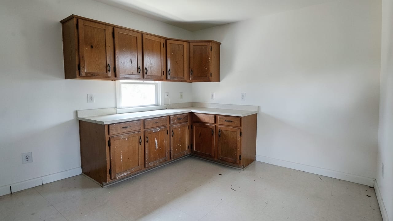 Rental Property Mold Cleanup in North Redington Beach, FL in North Redington Beach